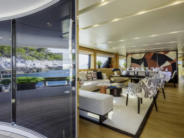 Yacht Elysium saloon