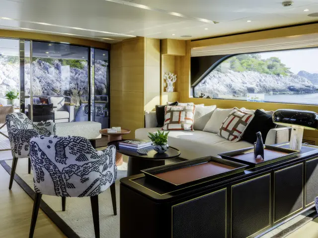 Yacht Elysium saloon