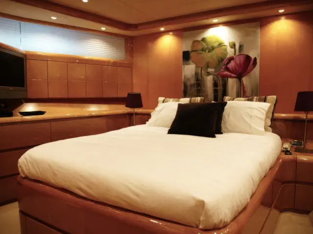 Yacht Project Steel cabin