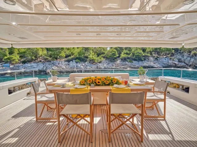 Yacht Pareakki photo