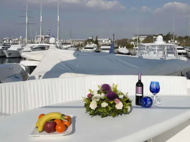 Yacht Pareakki photo