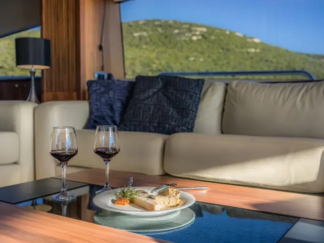 Yacht Spirit of the Sea photo