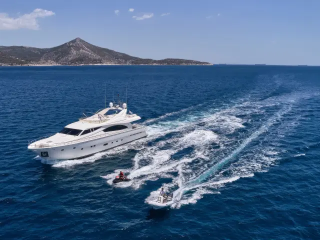 Yacht Estia Yi aerial view