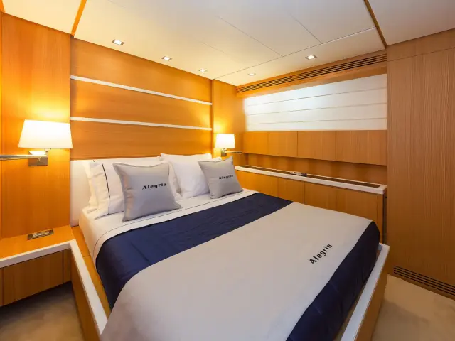 Yacht Alegria cabin