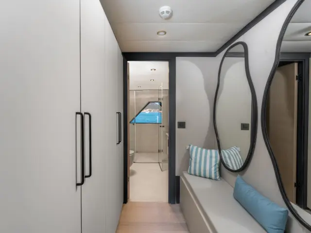 east-med-yachting-calm-down_0003