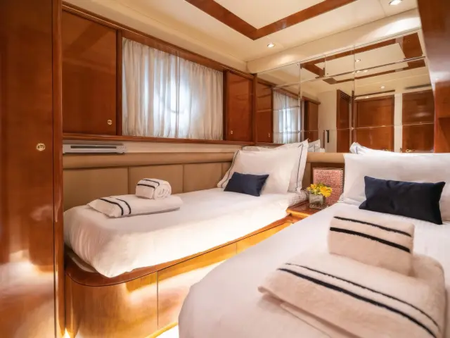 east-med-yachting-estia-zeus_0016