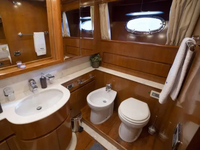 east-med-yachting-amoraki_0014