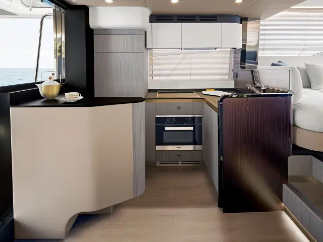 east-med-yachting-be-happy_0004