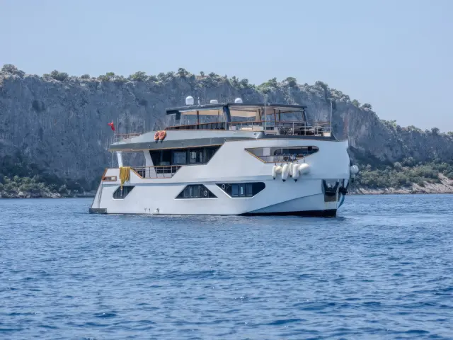 east-med-yachting-nayk-3_0016