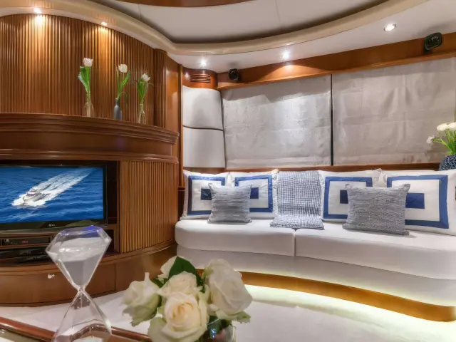 east-med-yachting-iris_0010