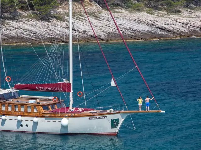 Yacht Morning Star side view