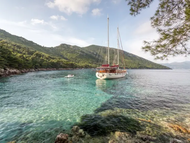 Yacht Morning Star on anchor