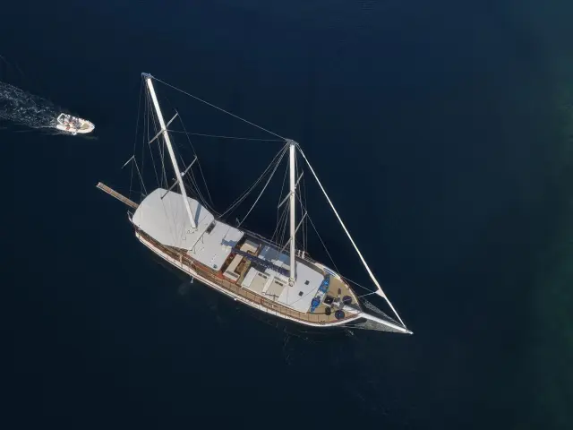 Yacht Perla aerial view